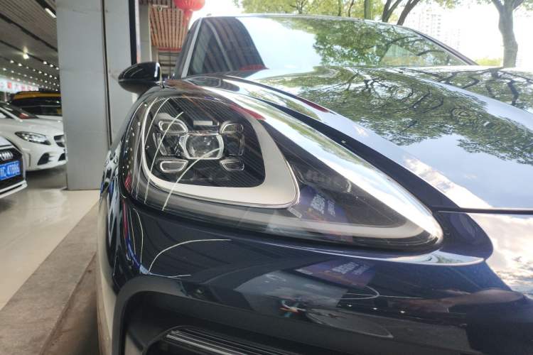 Used Porsche Cayenne E-Hybrid 2021 Cayenne E-Hybrid 2.0T Right Front Headlight