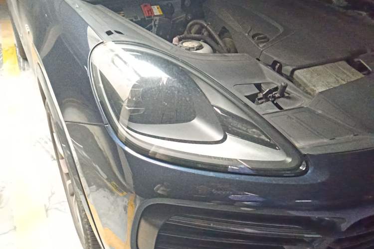 Used Porsche Cayenne E-Hybrid 2021 Cayenne E-Hybrid 2.0T Right Front Headlight