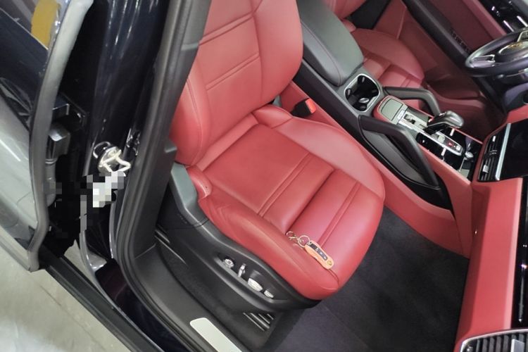 Used Porsche Cayenne E-Hybrid 2021 Cayenne E-Hybrid 2.0T Right Front Seat