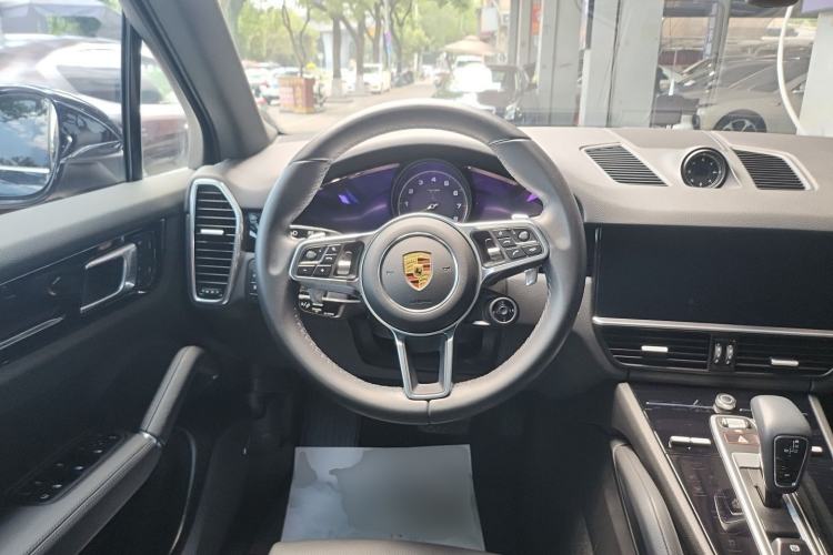 Used Porsche Cayenne E-Hybrid 2021 Cayenne E-Hybrid 2.0T Steering Wheel
