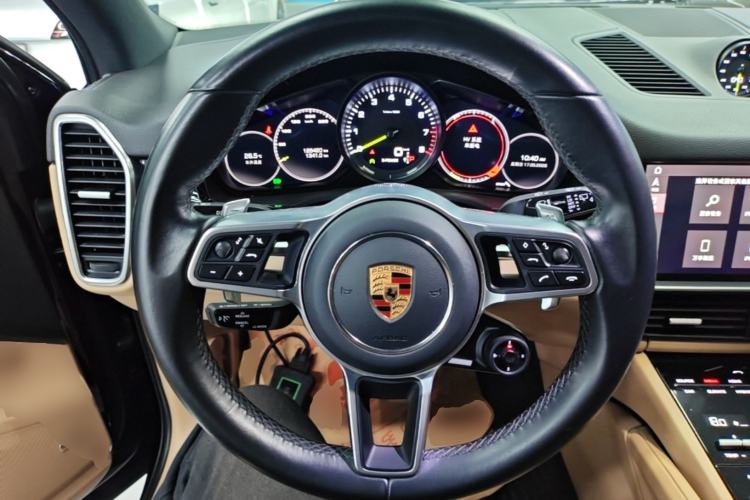 Used Porsche Cayenne E-Hybrid 2021 Cayenne E-Hybrid 2.0T Steering Wheel