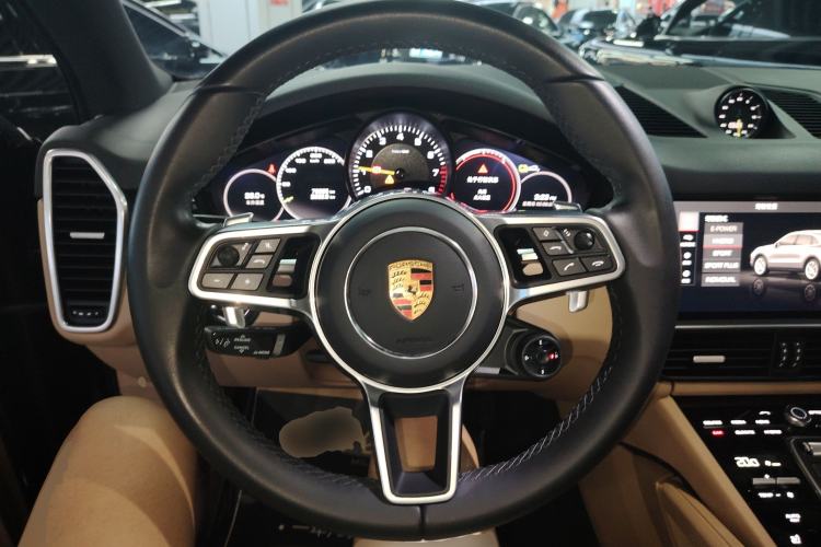 Used Porsche Cayenne E-Hybrid 2021 Cayenne E-Hybrid 2.0T Steering Wheel