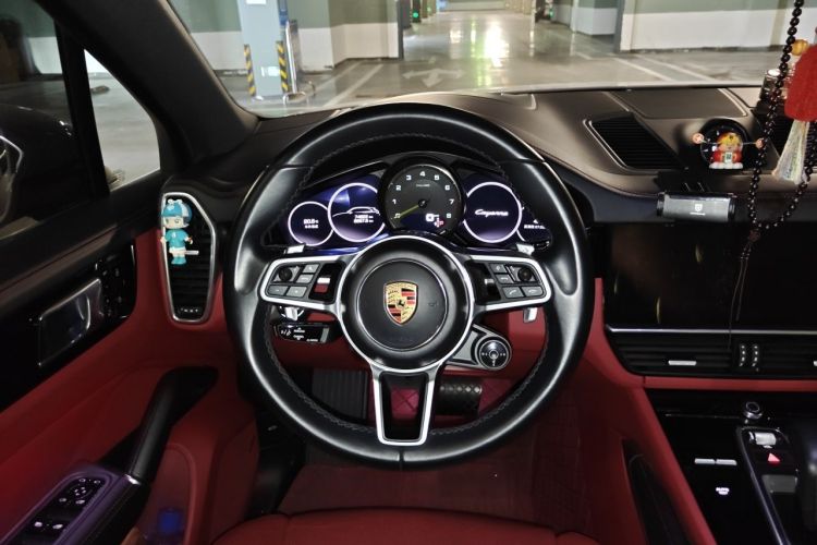Used Porsche Cayenne E-Hybrid 2021 Cayenne E-Hybrid 2.0T Steering Wheel