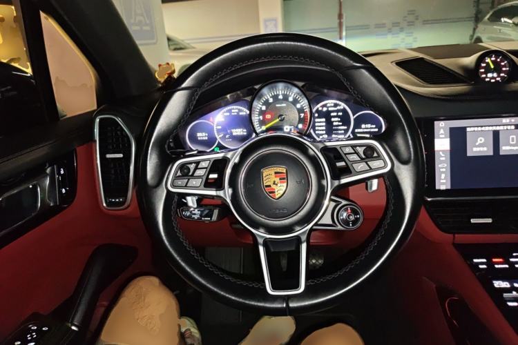 Used Porsche Cayenne E-Hybrid 2021 Cayenne E-Hybrid 2.0T Steering Wheel