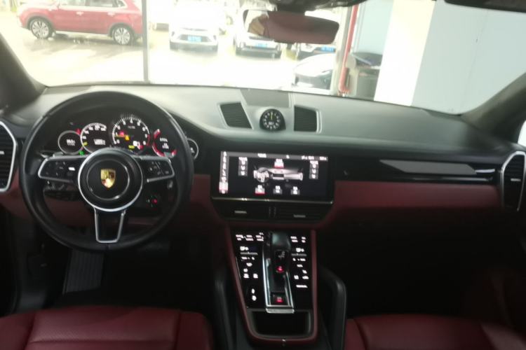 Used Porsche Cayenne E-Hybrid 2021 Cayenne E-Hybrid 2.0T Center Console