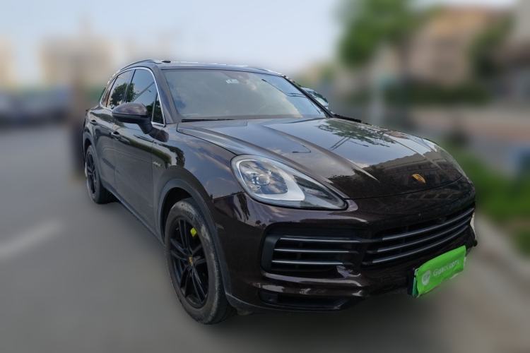 Used Porsche Cayenne E-Hybrid 2021 Cayenne E-Hybrid 2.0T Front Right 45 Deg