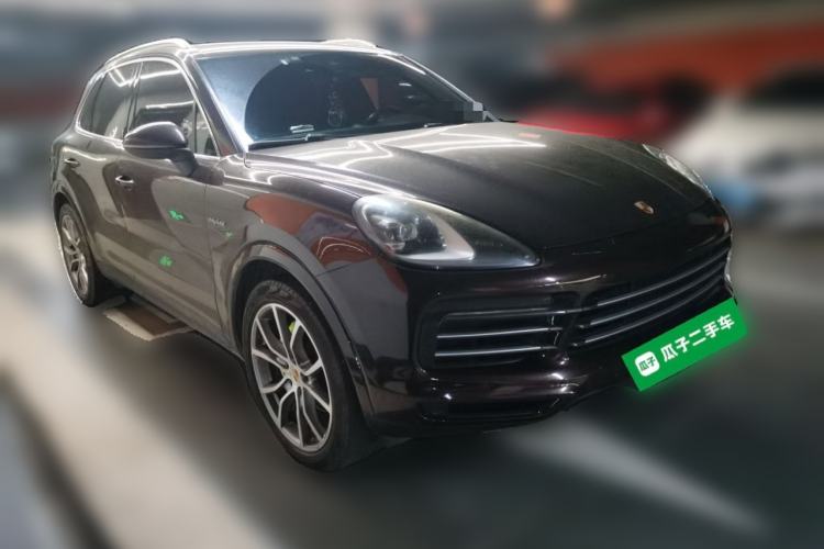 Used Porsche Cayenne E-Hybrid 2021 Cayenne E-Hybrid 2.0T Front Right 45 Deg