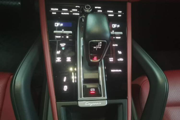 Used Porsche Cayenne E-Hybrid 2021 Cayenne E-Hybrid 2.0T Gear Lever