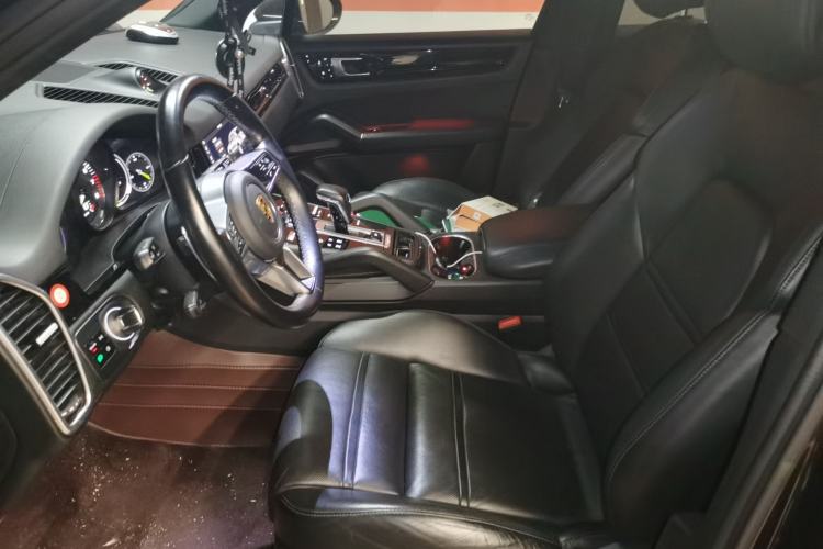 Used Porsche Cayenne E-Hybrid 2021 Cayenne E-Hybrid 2.0T Left Front Seat