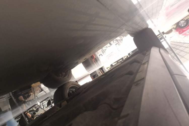 Used Porsche Cayenne E-Hybrid 2021 Cayenne E-Hybrid 2.0T Left Side Sill