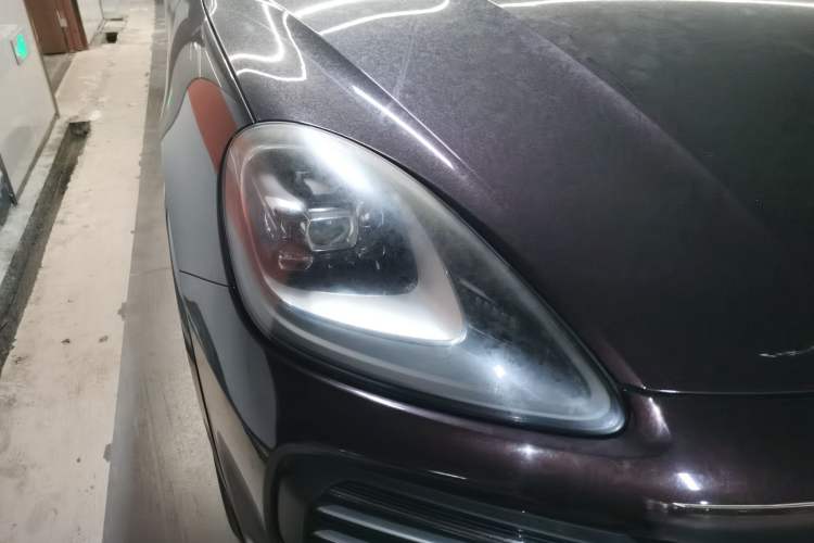 Used Porsche Cayenne E-Hybrid 2021 Cayenne E-Hybrid 2.0T Right Front Headlight