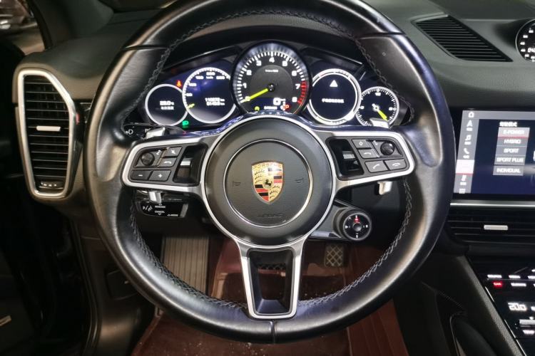 Used Porsche Cayenne E-Hybrid 2021 Cayenne E-Hybrid 2.0T Steering Wheel