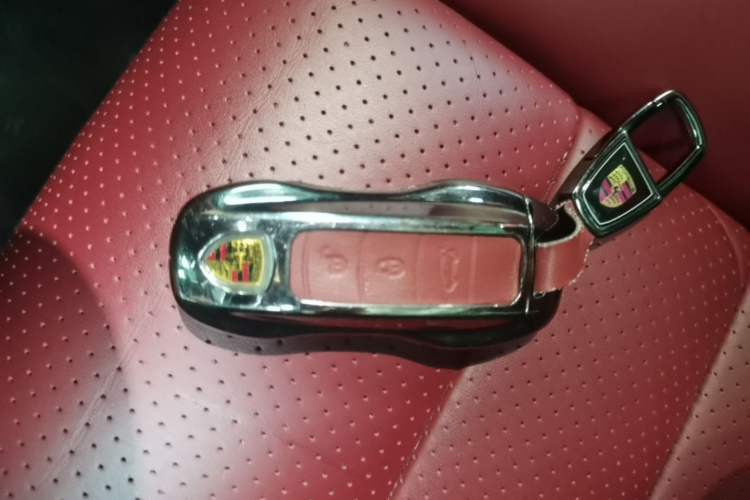 Used Porsche Cayenne E-Hybrid 2021 Cayenne E-Hybrid 2.0T Vehicle Key