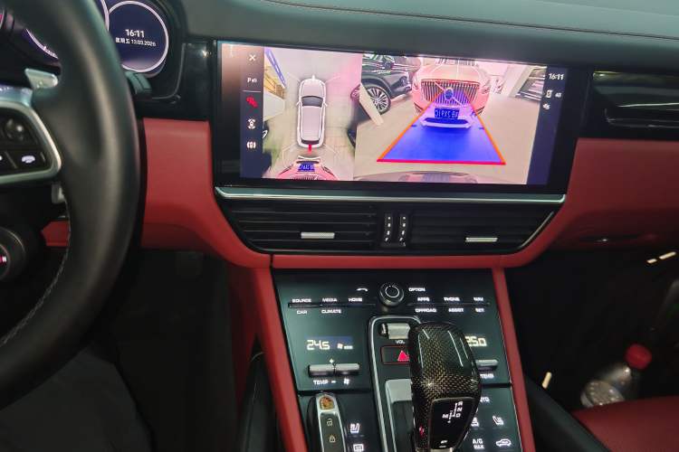 Used Porsche Cayenne E-Hybrid 2021 Cayenne E-Hybrid 2.0T Audio And AC Panel
