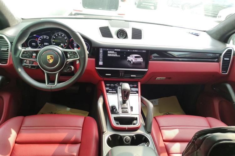 Used Porsche Cayenne E-Hybrid 2021 Cayenne E-Hybrid Coupé 2.0T Center Console