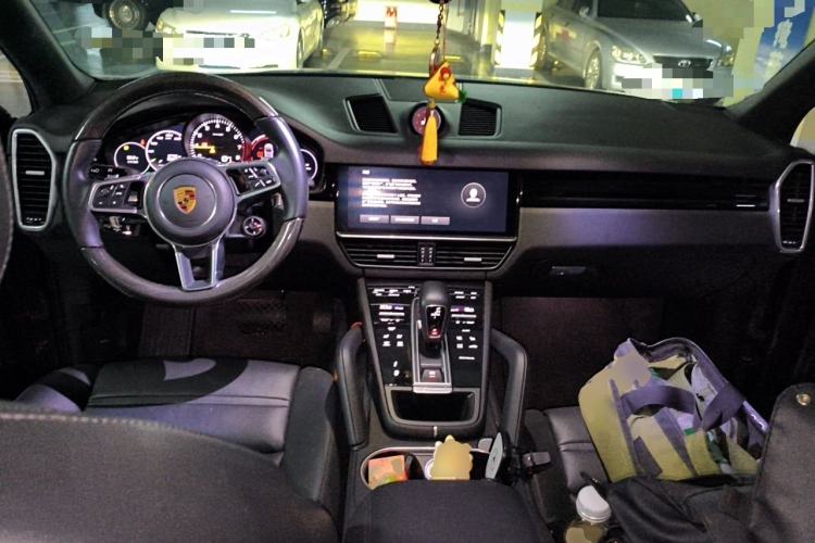 Used Porsche Cayenne E-Hybrid 2021 Cayenne E-Hybrid 2.0T Center Console