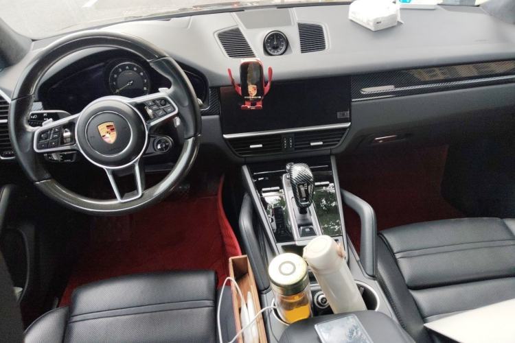 Used Porsche Cayenne E-Hybrid 2021 Cayenne E-Hybrid 2.0T Center Console