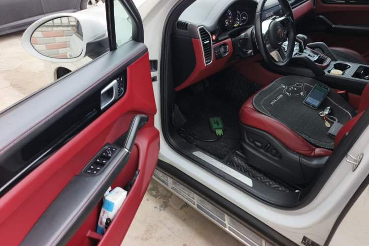 Used Porsche Cayenne E-Hybrid 2021 Cayenne E-Hybrid 2.0T Driver Seat