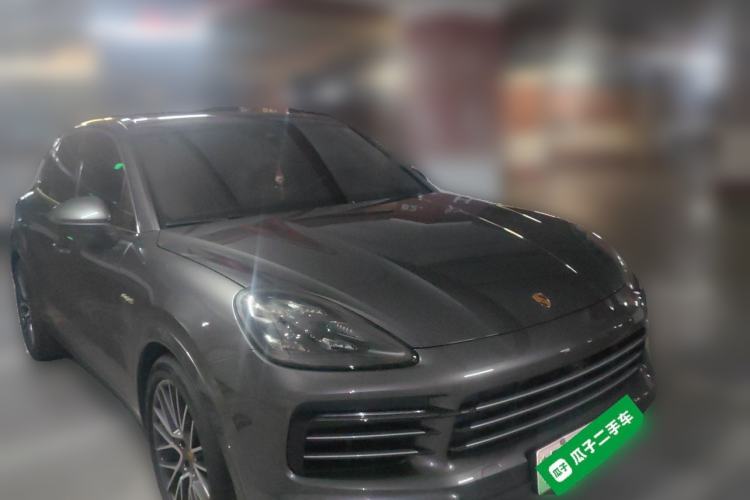 Used Porsche Cayenne E-Hybrid 2021 Cayenne E-Hybrid 2.0T Front Right 45 Deg
