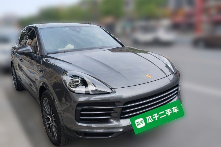 Used Porsche Cayenne E-Hybrid 2021 Cayenne E-Hybrid 2.0T Front Right 45 Deg