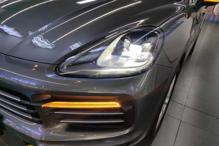 Used Porsche Cayenne E-Hybrid 2021 Cayenne E-Hybrid 2.0T Left Front Headlight