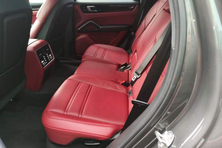 Used Porsche Cayenne E-Hybrid 2021 Cayenne E-Hybrid Coupé 2.0T Left Rear Seat
