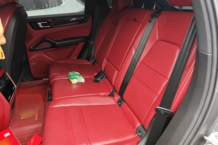 Used Porsche Cayenne E-Hybrid 2021 Cayenne E-Hybrid 2.0T Left Rear Seat