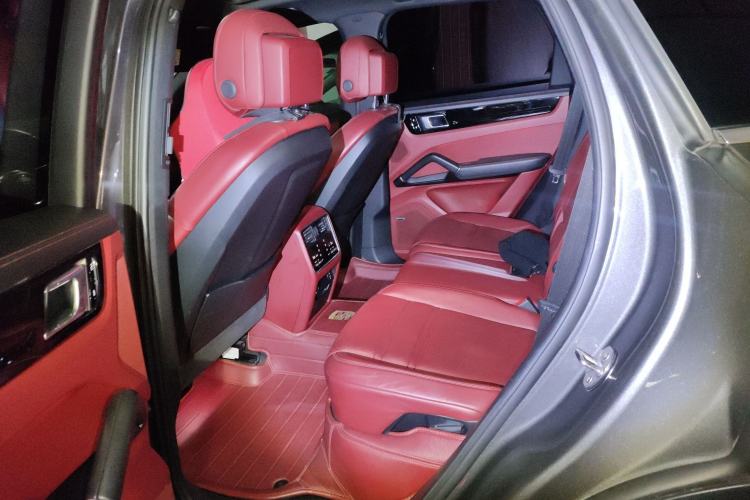 Used Porsche Cayenne E-Hybrid 2021 Cayenne E-Hybrid 2.0T Left Rear Seat