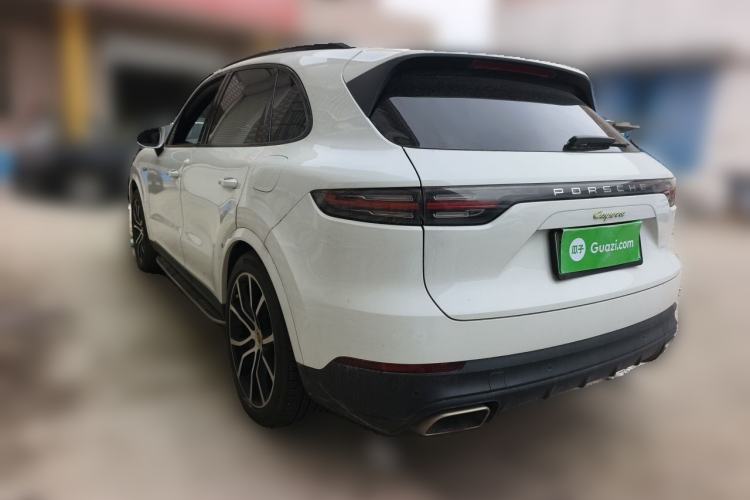 Used Porsche Cayenne E-Hybrid 2021 Cayenne E-Hybrid 2.0T Rear Left 45 Deg