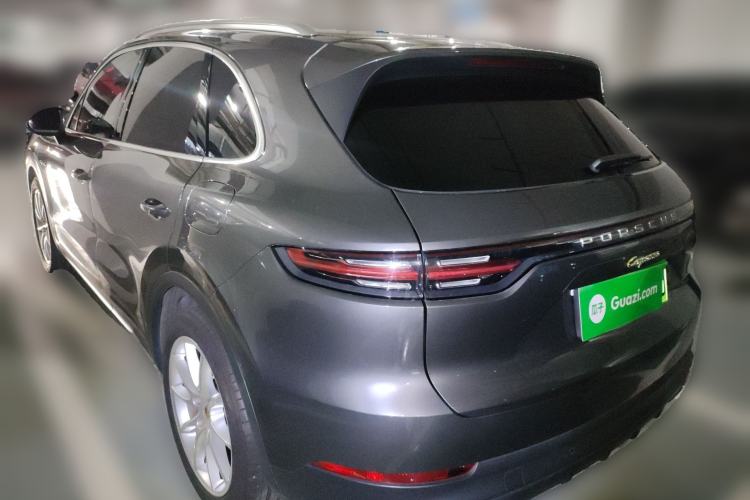 Used Porsche Cayenne E-Hybrid 2021 Cayenne E-Hybrid 2.0T Rear Left 45 Deg