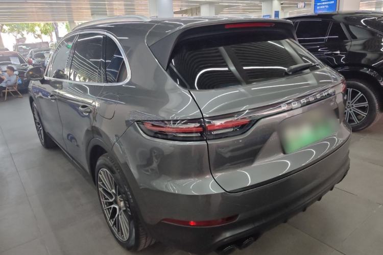 Used Porsche Cayenne E-Hybrid 2021 Cayenne E-Hybrid 2.0T Rear Left 45 Deg