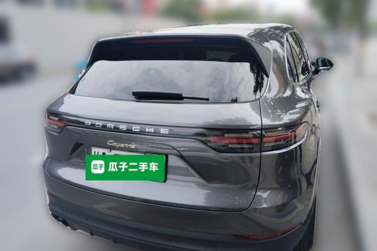Used Porsche Cayenne E-Hybrid 2021 Cayenne E-Hybrid 2.0T Rear