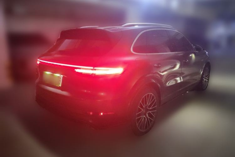 Used Porsche Cayenne E-Hybrid 2021 Cayenne E-Hybrid 2.0T Rear Right 45 Deg
