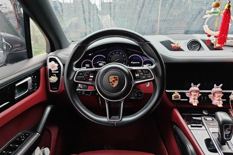 Used Porsche Cayenne E-Hybrid 2021 Cayenne E-Hybrid 2.0T Steering Wheel