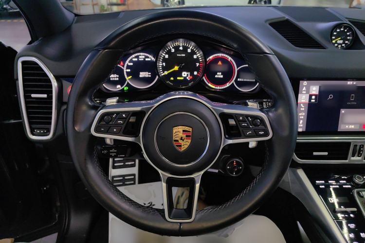 Used Porsche Cayenne E-Hybrid 2021 Cayenne E-Hybrid 2.0T Steering Wheel