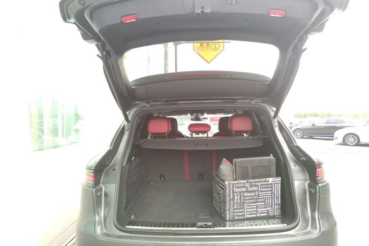 Used Porsche Cayenne E-Hybrid 2021 Cayenne E-Hybrid Coupé 2.0T Trunk