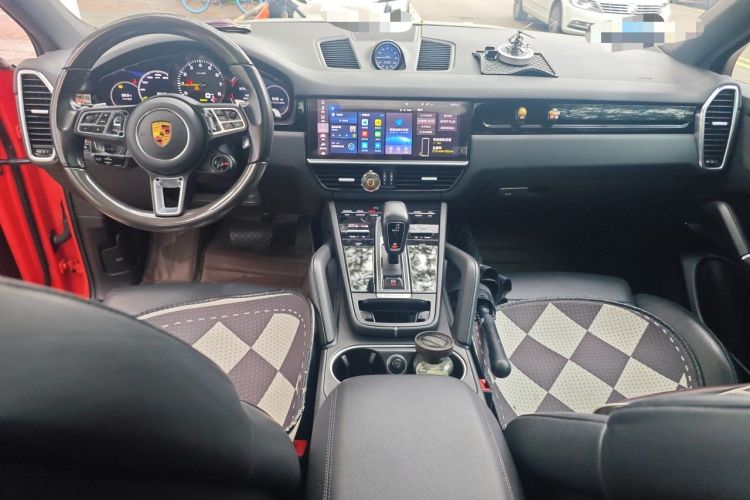 Used Porsche Cayenne E-Hybrid 2021 Cayenne E-Hybrid Coupé 2.0T Center Console