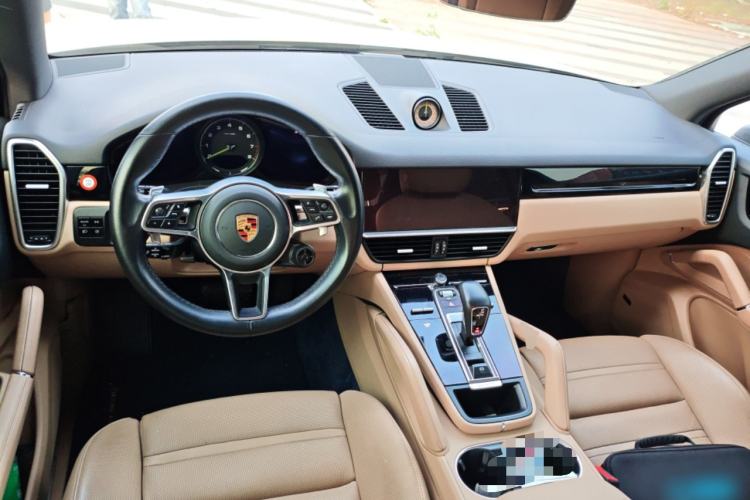 Used Porsche Cayenne E-Hybrid 2021 Cayenne E-Hybrid 2.0T Center Console
