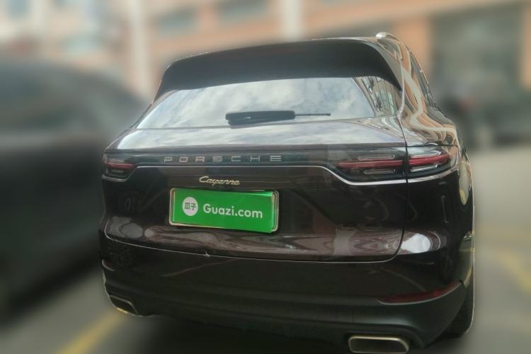 Used Porsche Cayenne E-Hybrid 2021 Cayenne E-Hybrid 2.0T Rear