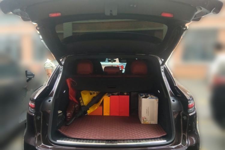 Used Porsche Cayenne E-Hybrid 2021 Cayenne E-Hybrid 2.0T Trunk