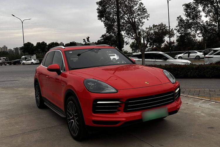 Used Porsche Cayenne E-Hybrid 2021 Cayenne E-Hybrid 2.0T Exterior 2