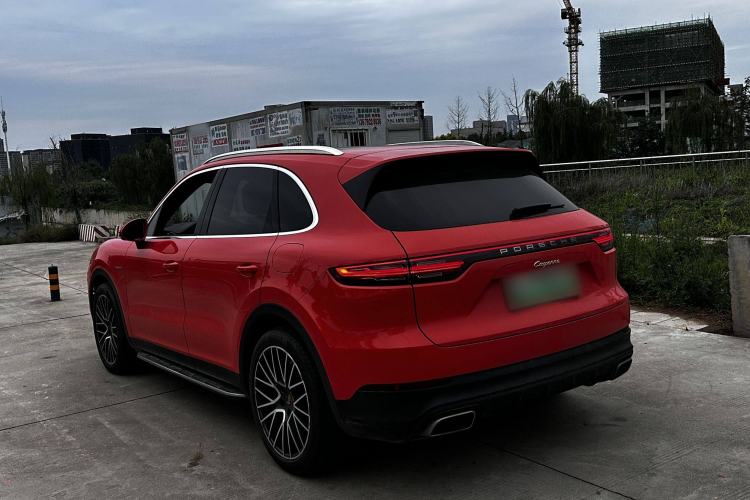 Used Porsche Cayenne E-Hybrid 2021 Cayenne E-Hybrid 2.0T Exterior 3
