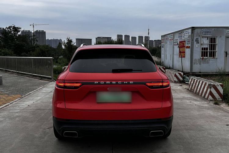 Used Porsche Cayenne E-Hybrid 2021 Cayenne E-Hybrid 2.0T Exterior 4