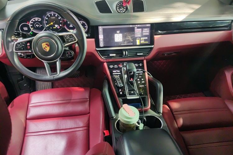 Used Porsche Cayenne E-Hybrid 2021 Cayenne E-Hybrid 2.0T Center Console