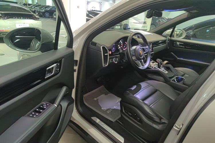 Used Porsche Cayenne E-Hybrid 2021 Cayenne E-Hybrid 2.0T Driver Seat