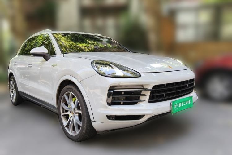 Used Porsche Cayenne E-Hybrid 2021 Cayenne E-Hybrid 2.0T Front Right 45 Deg