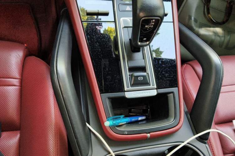Used Porsche Cayenne E-Hybrid 2021 Cayenne E-Hybrid 2.0T Gear Lever