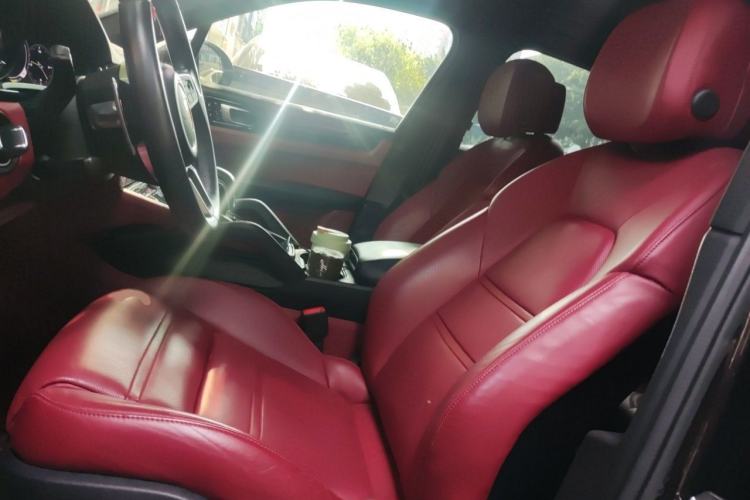 Used Porsche Cayenne E-Hybrid 2021 Cayenne E-Hybrid 2.0T Left Front Seat