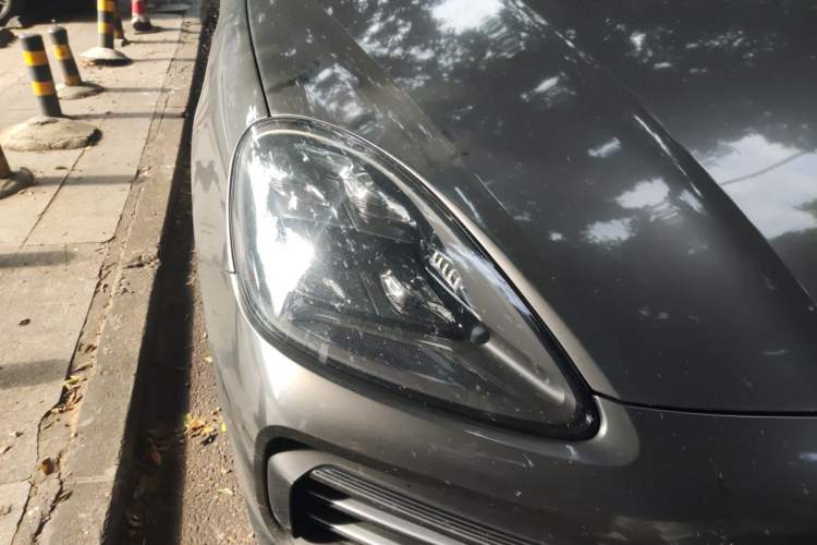 Used Porsche Cayenne E-Hybrid 2021 Cayenne E-Hybrid 2.0T Right Front Headlight