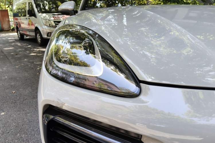 Used Porsche Cayenne E-Hybrid 2021 Cayenne E-Hybrid 2.0T Right Front Headlight